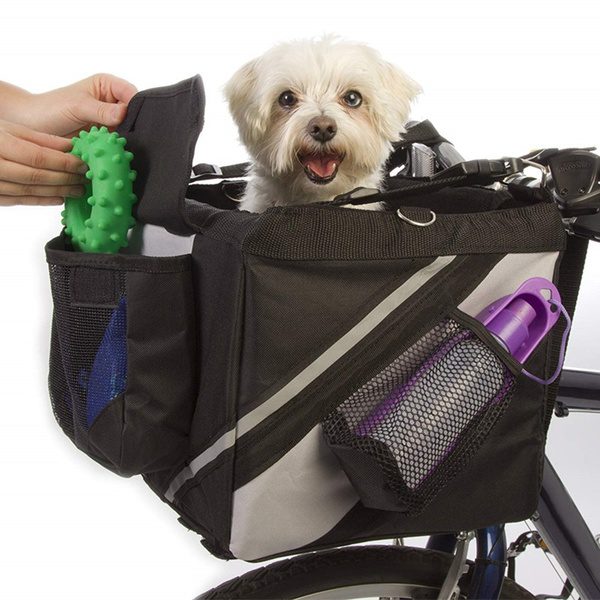 Bolso para Perros Bicicleta es una solución innovadora que permite a los dueños de mascotas llevar a sus compañeros caninos en paseos en bicicleta de manera segura y cómoda.