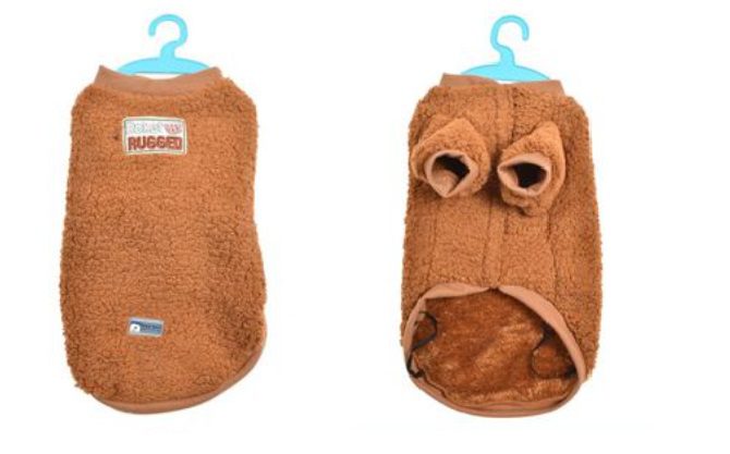 chaleco-para-perros-chiporro-cafe Chaleco para Perros Chiporro Cafe claro, casi mostaza, está hecho de tela de forro polar super suave de alta calidad, es realmente muy cómodo y transpirable de llevar, y también cálido para llevar en climas fríos. Ideal para invierno y otoño