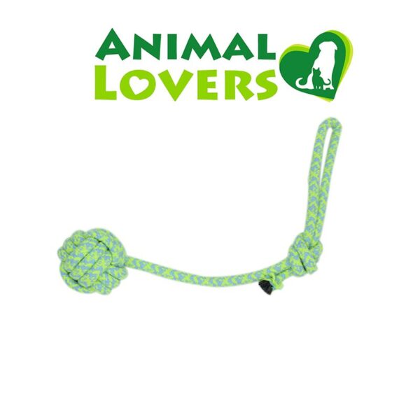 El Juguete para Perro de Cuerda es el accesorio ideal para mantener a tu mascota entretenida y activa. Diseñado para soportar juegos intensos y fomentar el ejercicio, este juguete versátil combina una cuerda resistente con una pelota, ofreciendo múltiples formas de juego. Con su color vibrante y diseño robusto, el Juguete para Perro de Cuerda es una excelente elección para proporcionar diversión y bienestar a tu perro.