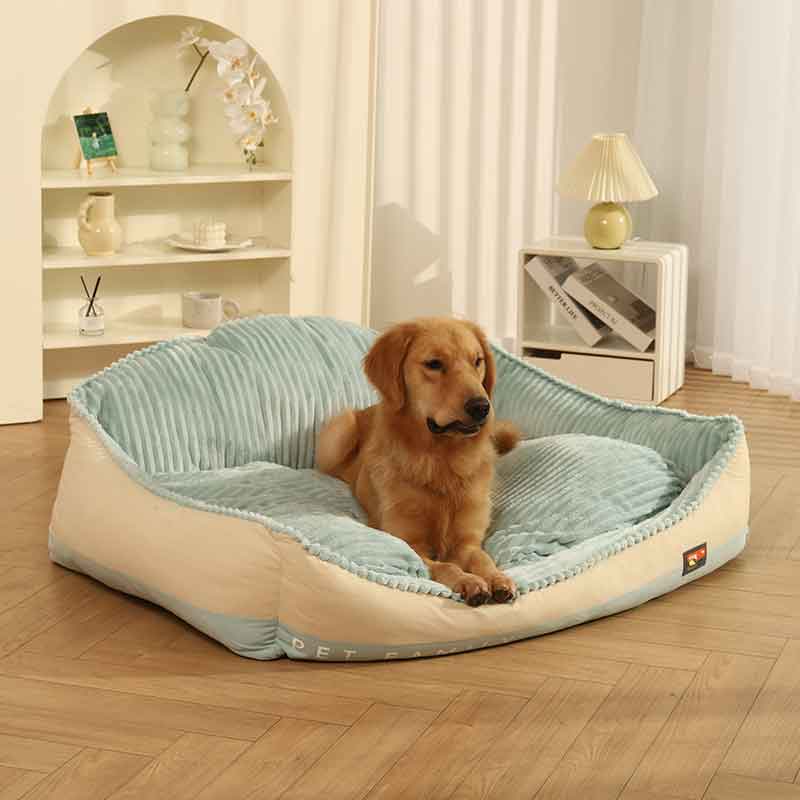 Cama-Sofá-Cotelón-Premium-Celeste-XL120-7-2 El Sillón para Perro Cama S es una opción elegante y funcional para brindarle a tu mascota un espacio cómodo y acogedor para descansar.