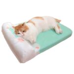 Camas para perros geriátricos Talla S Hoopet cuenta con un diseño ergonómico que se adapta perfectamente a las necesidades de tu mascota. El colchón está confeccionado con materiales transpirables y ligeros que permiten la circulación del aire